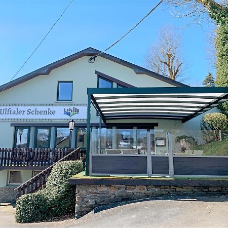 Hotel Ulftaler Schenke Burg Reuland Exterior foto